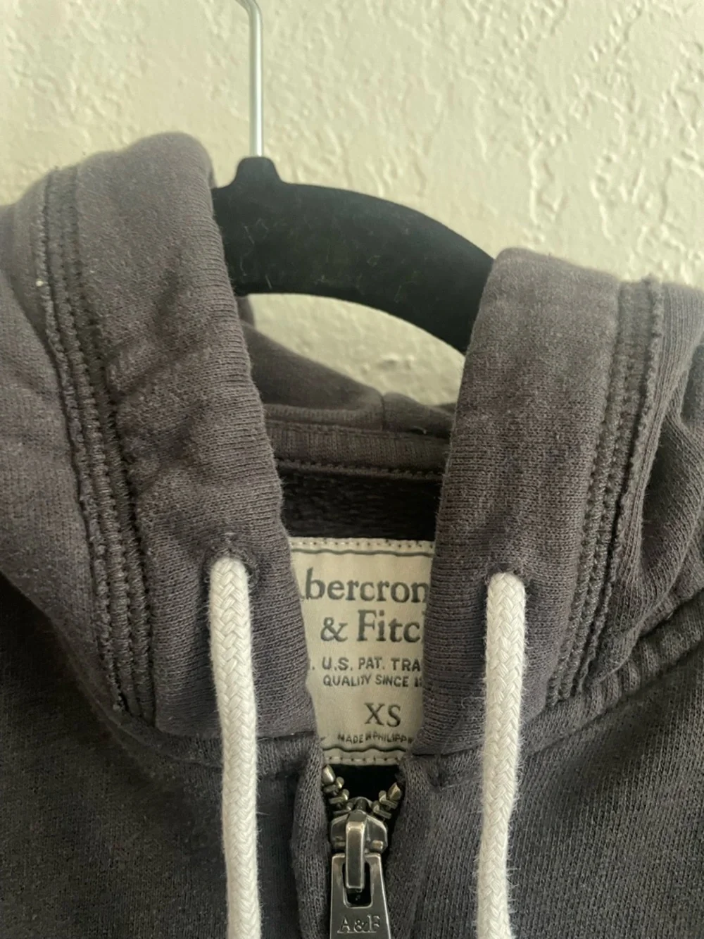Abercrombie & Fitch Charcoal Hoodie with White Drawstrings - Picture 2 of 3